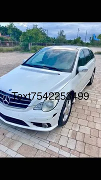 2010 Mercedes Benz R350