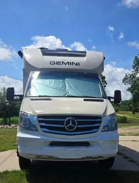 2017 Thor Motor Coach Gemini 4 Class C