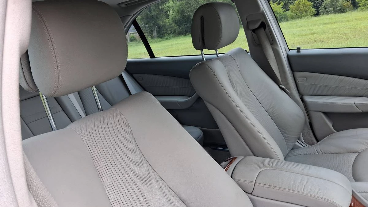 2004 Mercedes-Benz W220 S-Class - Image 14 of 24