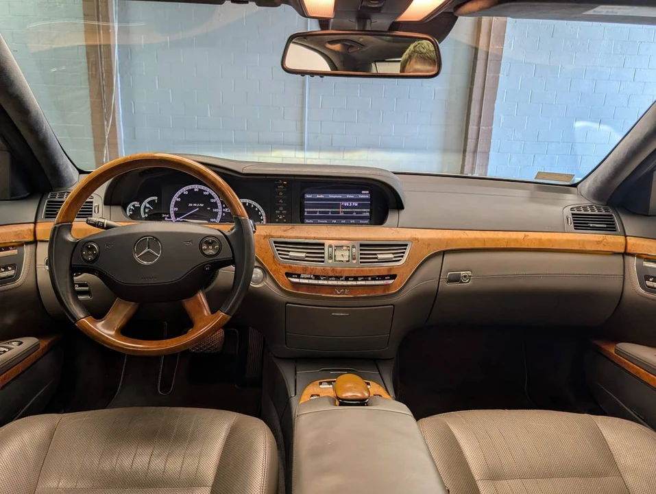 2009 Mercedes-Benz W221 S-Class - Image 8 of 17