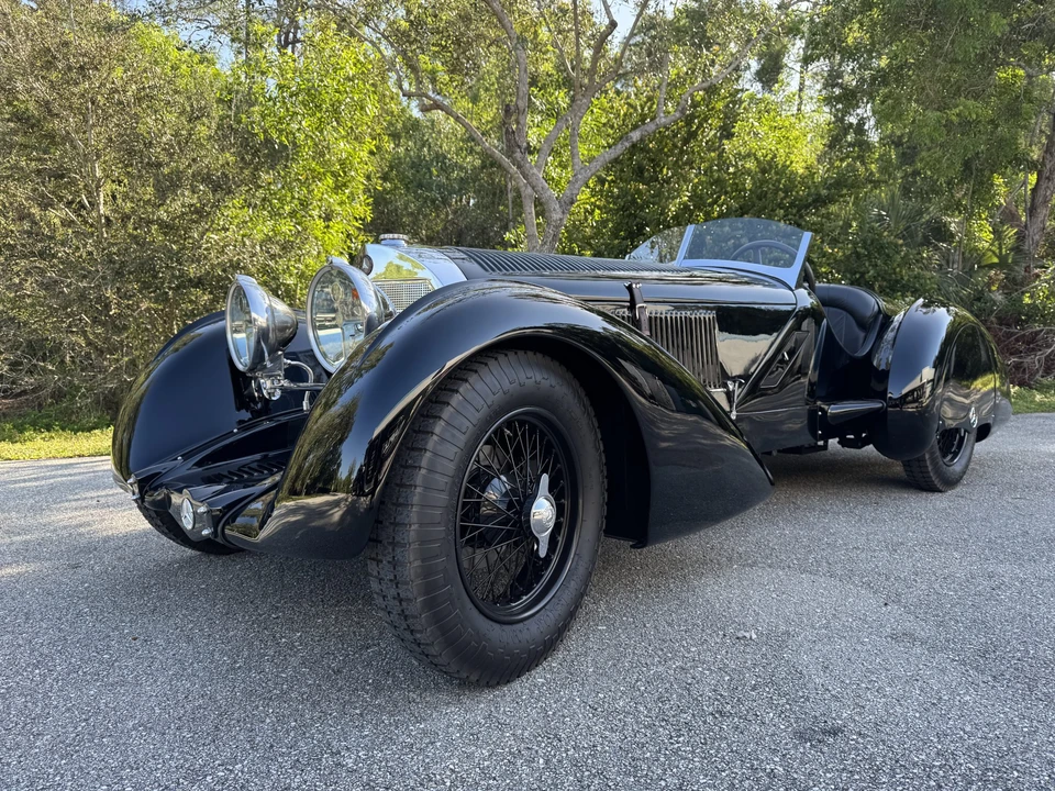 Mercedes-Benz - Image 13 of 31
