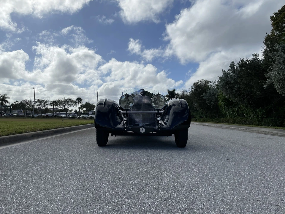 Mercedes-Benz - Image 28 of 31