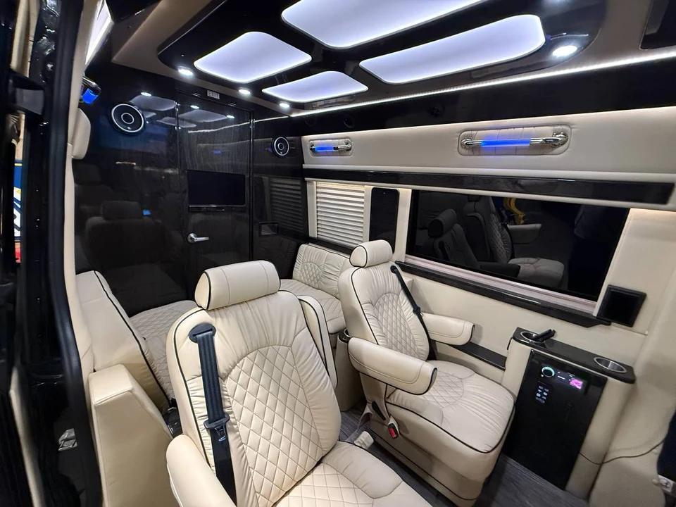2022 Mercedes-Benz VS30 Sprinter - Image 3 of 17