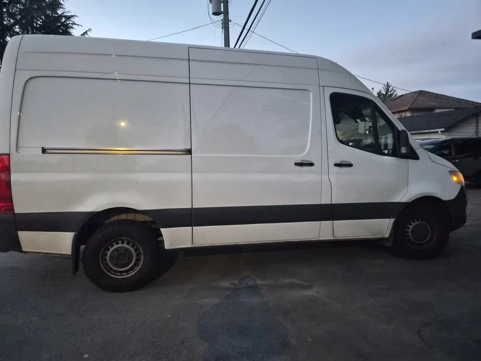 2020 Mercedes-Benz VS30 Sprinter - Image 5 of 8
