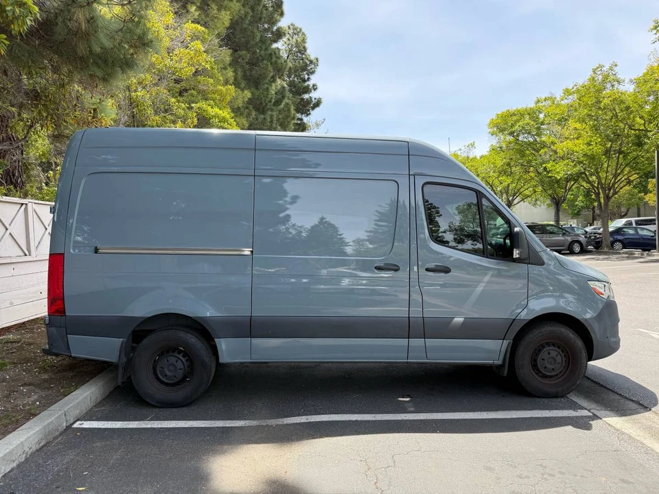 2022 Mercedes-Benz VS30 Sprinter - Image 5 of 9