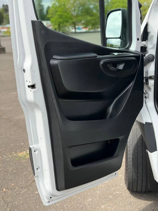 2021 Mercedes-Benz VS30 Sprinter - Image 12 of 15