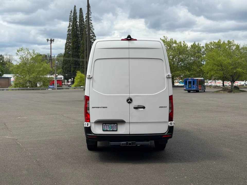 2021 Mercedes-Benz VS30 Sprinter - Image 4 of 15