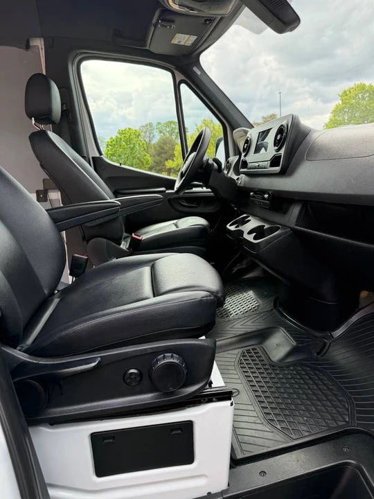 2021 Mercedes-Benz VS30 Sprinter - Image 10 of 15