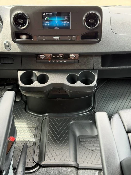 2021 Mercedes-Benz VS30 Sprinter - Image 8 of 15