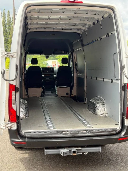 2021 Mercedes-Benz VS30 Sprinter - Image 7 of 15