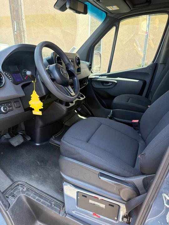 2019 Mercedes-Benz VS30 Sprinter - Image 8 of 11