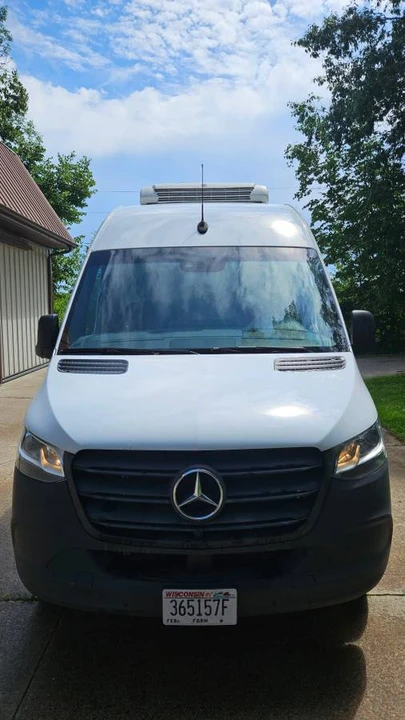 2023 Mercedes-Benz VS30 Sprinter - Image 2 of 6