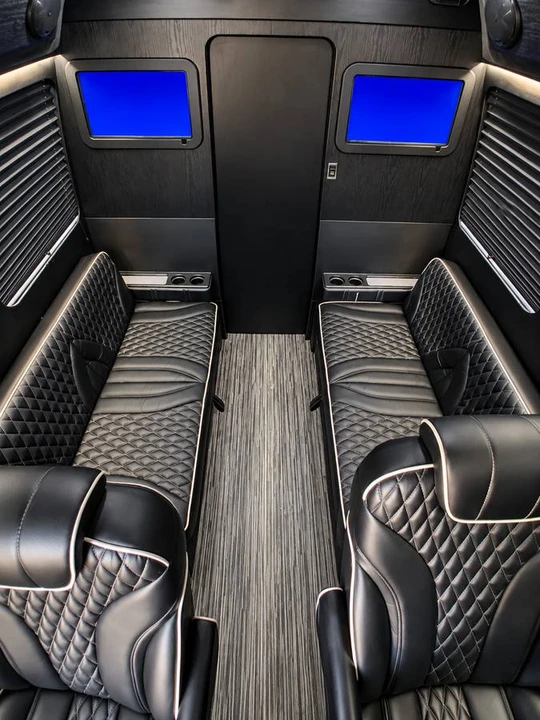 2022 Mercedes-Benz VS30 Sprinter - Image 8 of 14