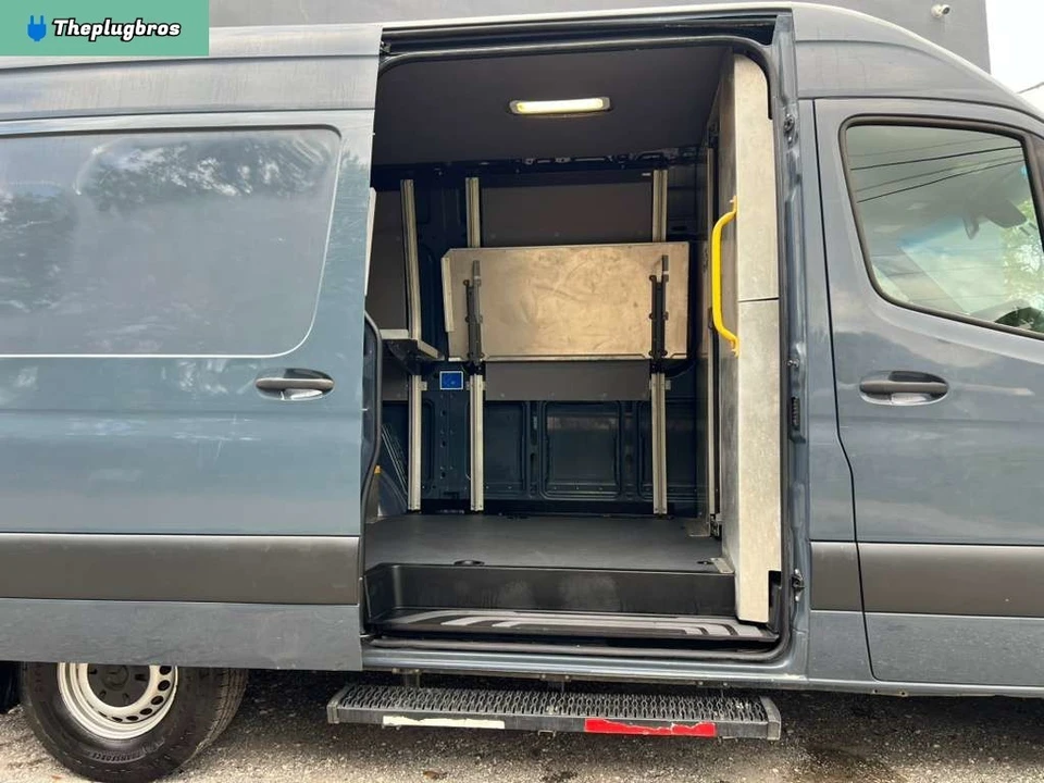 2019 Mercedes-Benz VS30 Sprinter - Image 3 of 3