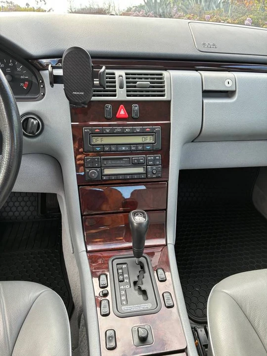 1997 Mercedes-Benz W210 E-Class - Image 14 of 20