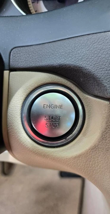 2014 Mercedes-Benz W204 C-Class - Image 7 of 17