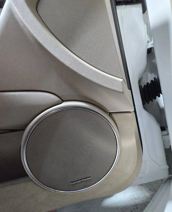 2014 Mercedes-Benz W204 C-Class - Image 13 of 17