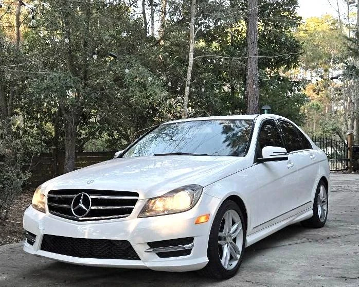 2014 Mercedes-Benz W204 C-Class - Image 2 of 17