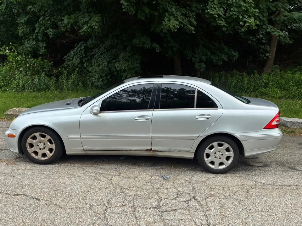 Mercedes-Benz C-Class - Image 2 of 5