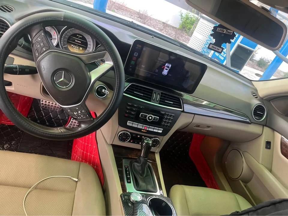 2012 Mercedes-Benz W204 C-Class - Image 3 of 3