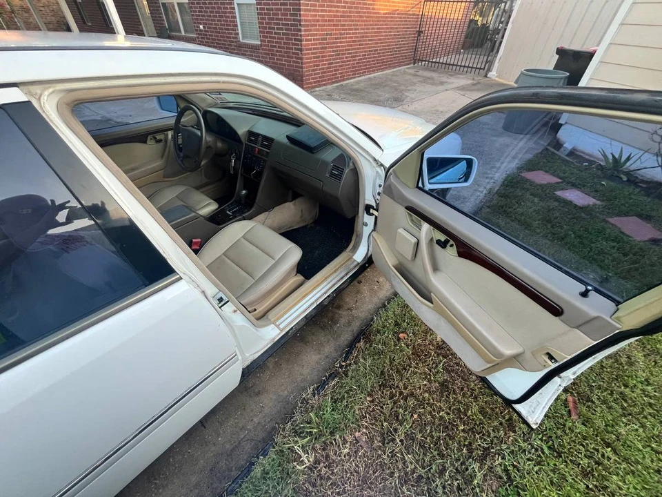 1995 Mercedes-Benz W202 C-Class - Image 13 of 15