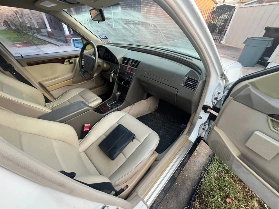 1995 Mercedes-Benz W202 C-Class - Image 14 of 15