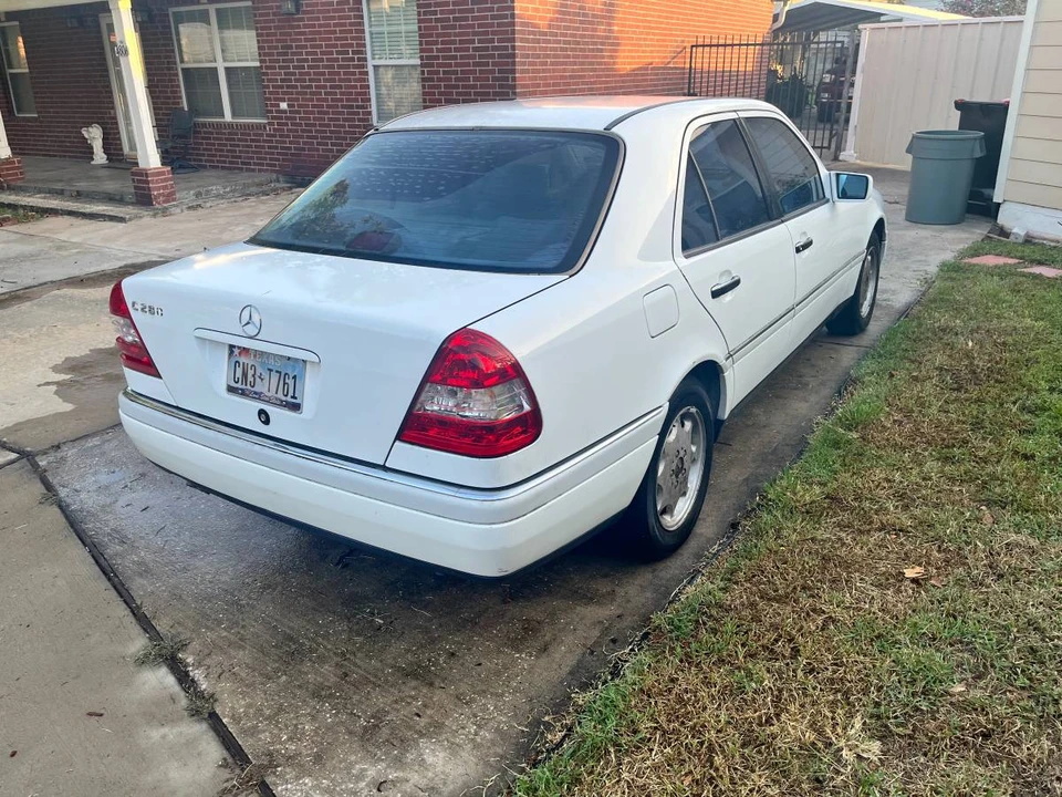1995 Mercedes-Benz W202 C-Class - Image 5 of 15
