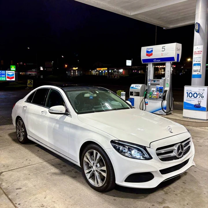 2015 Mercedes-Benz W204 C-Class - Image 8 of 12