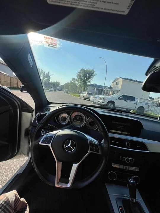 2012 Mercedes-Benz W204 C-Class - Image 2 of 7