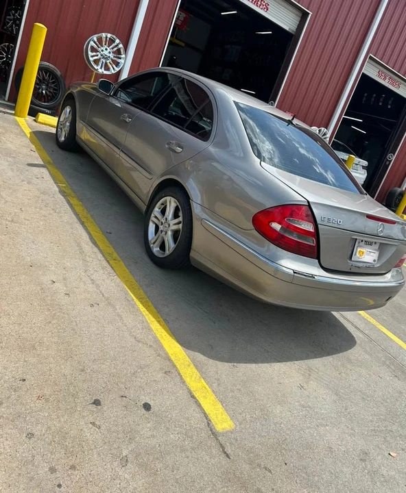 2003 Mercedes-Benz W211 E-Class - Image 3 of 6