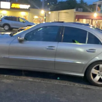 2003 Mercedes-Benz E320