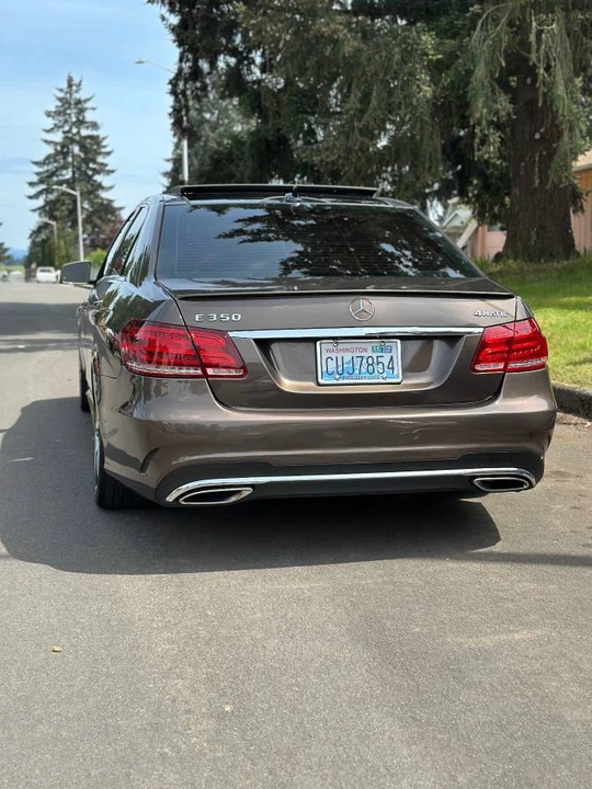 2014 Mercedes-Benz W212 E-Class - Image 2 of 15