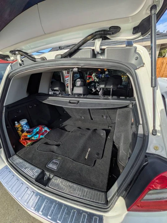 2010 Mercedes-Benz GLK-Class - Image 10 of 12