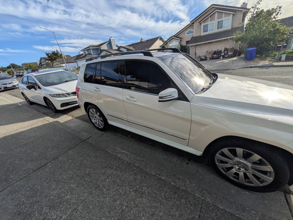 2010 Mercedes-Benz GLK-Class - Image 5 of 12