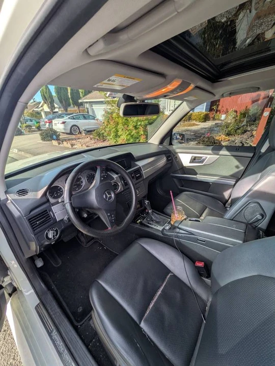 2010 Mercedes-Benz GLK-Class - Image 11 of 12