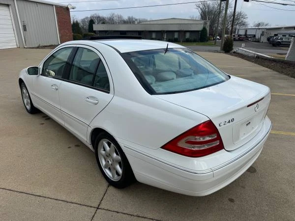 2001 Mercedes-Benz W203 C-Class - Image 12 of 21