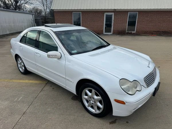 2001 Mercedes-Benz W203 C-Class - Image 11 of 21