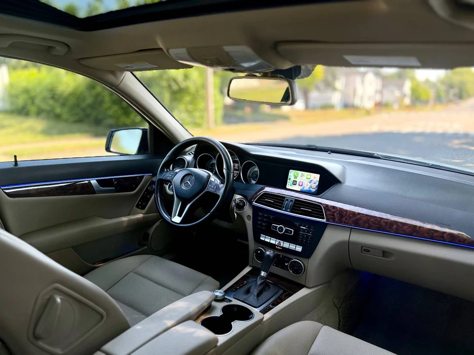 2013 Mercedes-Benz W204 C-Class - Image 13 of 15