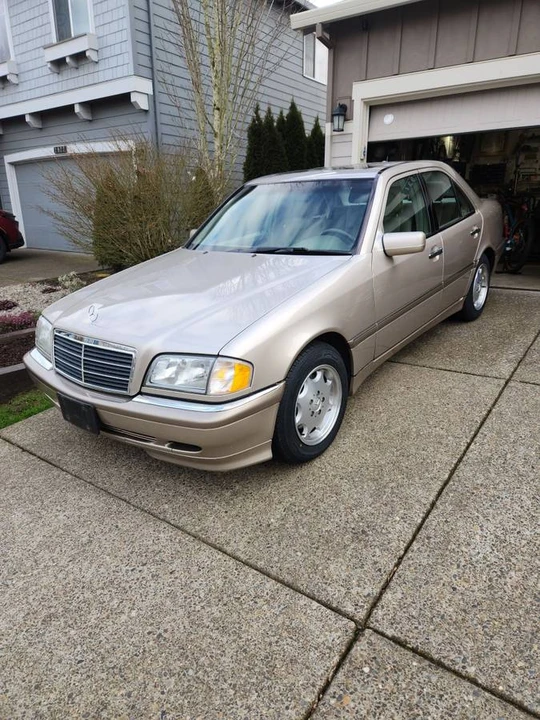2000 Mercedes-Benz W202 C-Class - Image 11 of 20