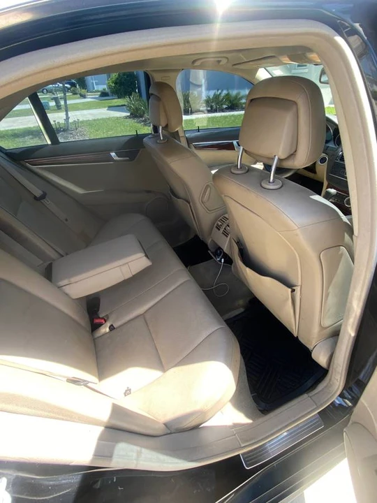 2011 Mercedes-Benz W204 C-Class - Image 4 of 6
