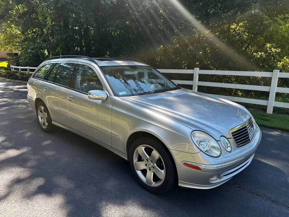 2004 Mercedes-Benz W211 E-Class - Image 6 of 24