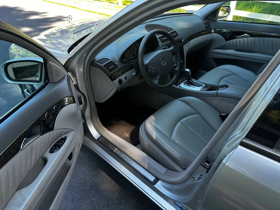 2004 Mercedes-Benz W211 E-Class - Image 9 of 24