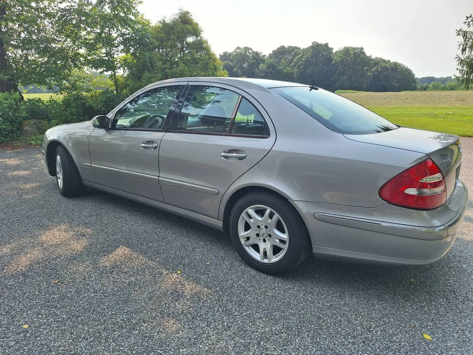 2006 Mercedes-Benz W211 E-Class - Image 2 of 16