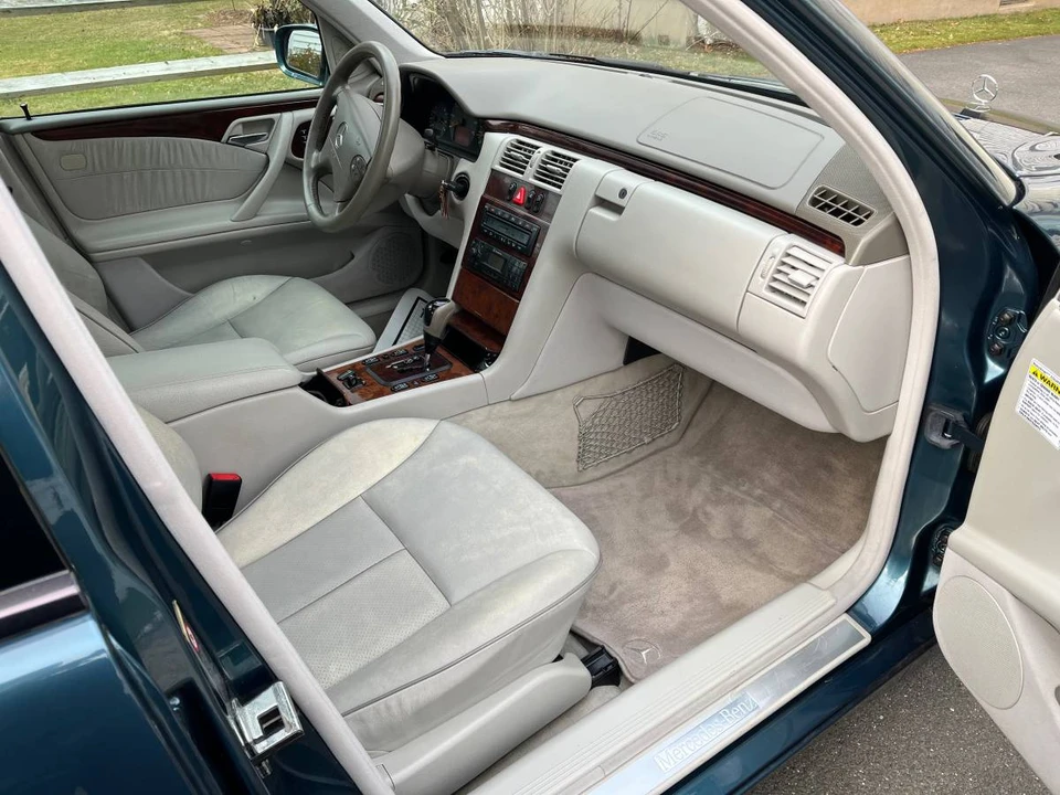 2002 Mercedes-Benz W210 E-Class - Image 6 of 9