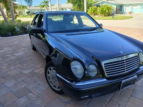 1998 Mercedes-Benz E-Class 320
