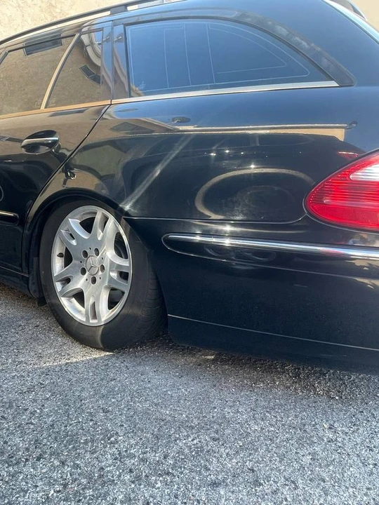 2004 Mercedes-Benz W211 E-Class - Image 9 of 9