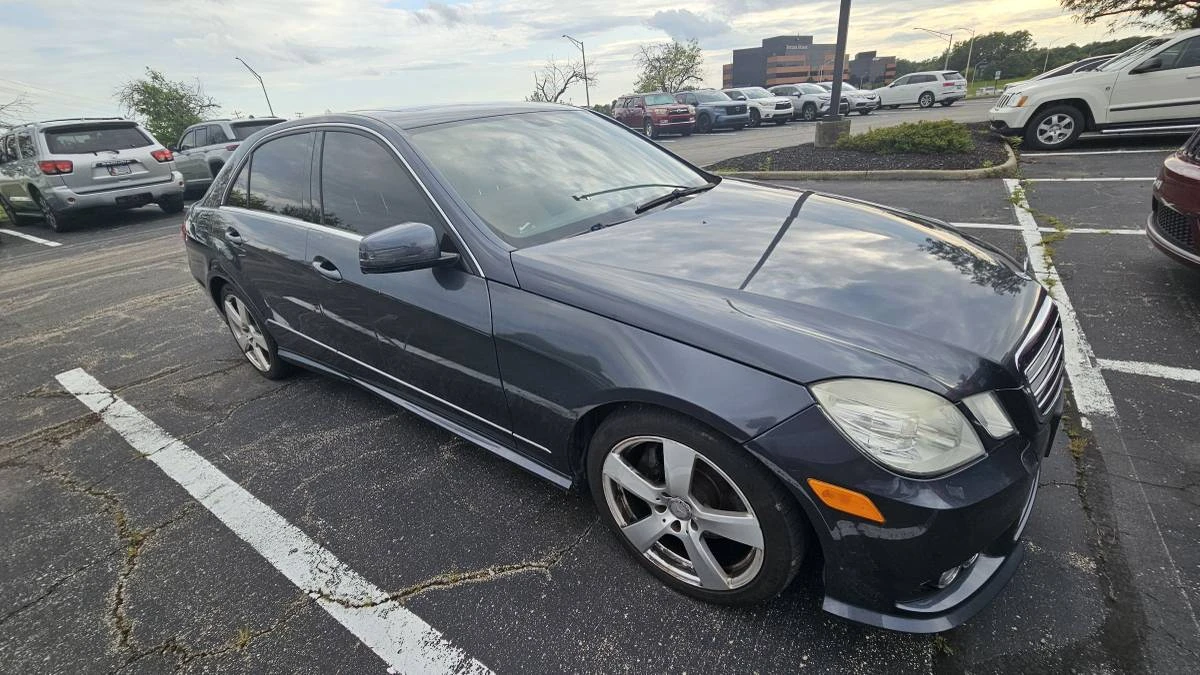 2010 Mercedes-Benz W212 E-Class - Image 2 of 11
