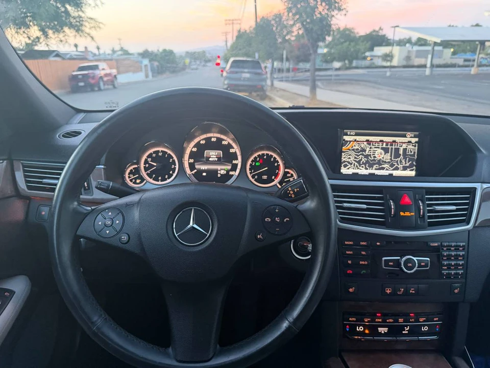 2013 Mercedes-Benz W212 E-Class - Image 9 of 13