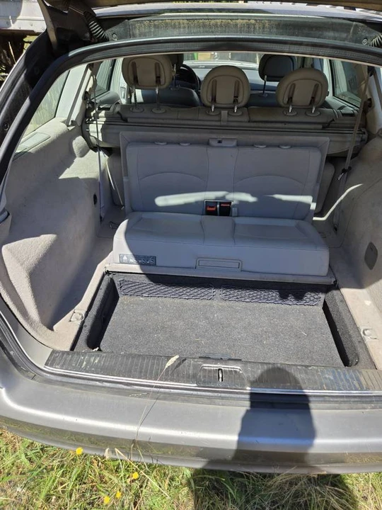 2004 Mercedes-Benz W211 E-Class - Image 7 of 7