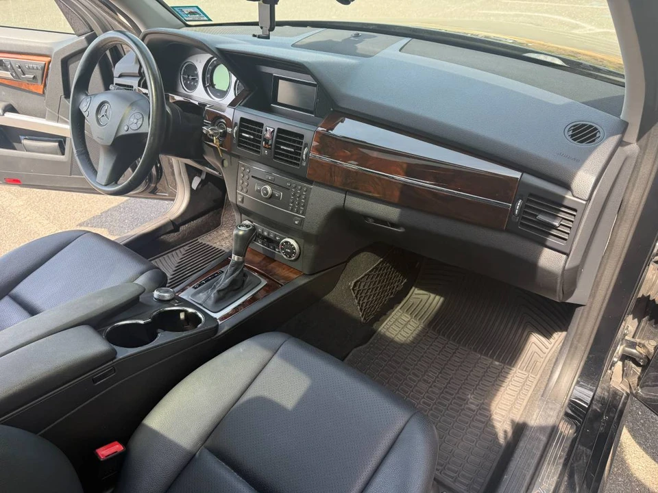 2011 Mercedes-Benz GLK-Class - Image 6 of 11